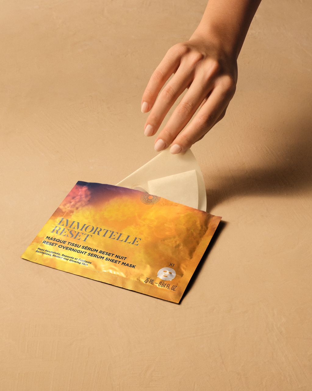 Immortelle Reset Overnight Serum Sheet Mask - Image 4