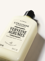 Verveine Agrumes perfumed body lotion - Illustration 2