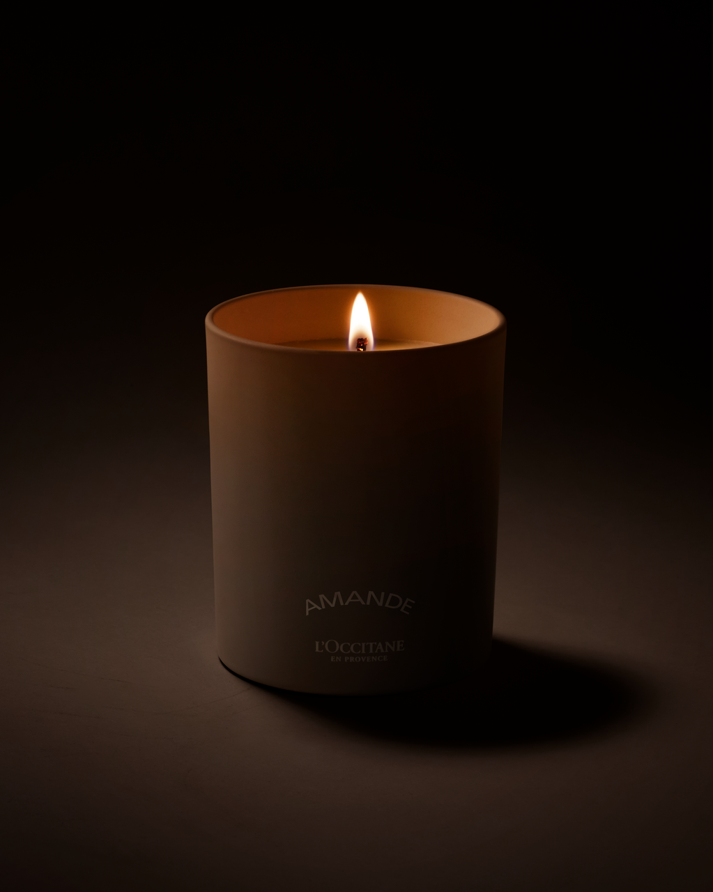 Almond Candle 180GR - Illustration 3