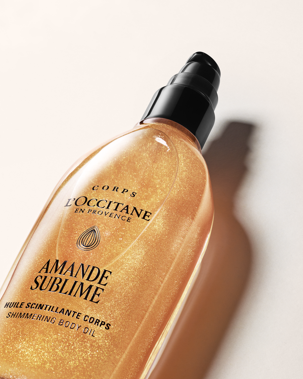 Almond (Amande) Shimmering Body Oil - Illustration 2